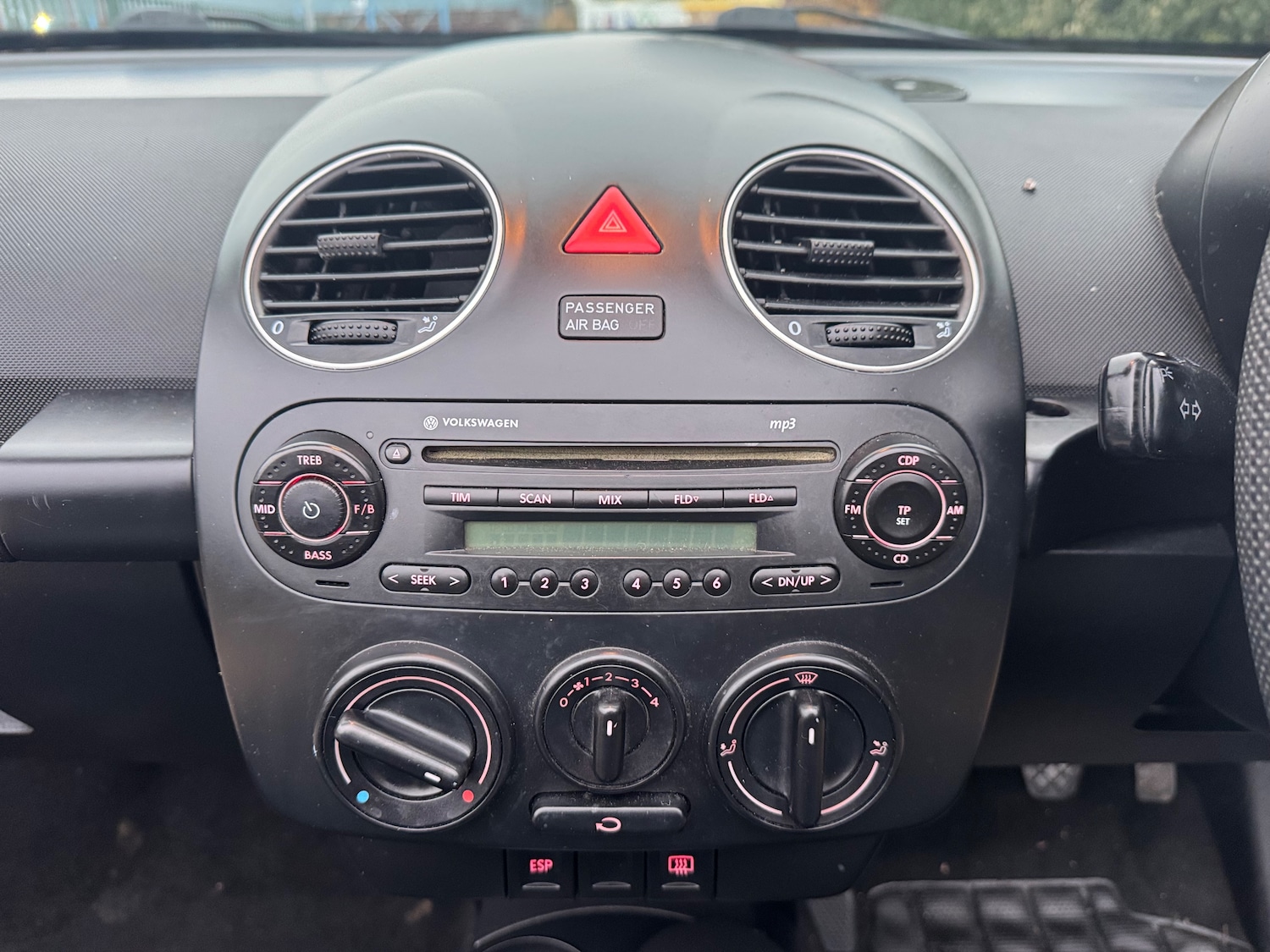 Used Volkswagen Beetle 2010 for sale - 77006506: Photo 31