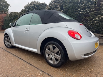 Used Volkswagen Beetle 2010 for sale - 77006506: Photo