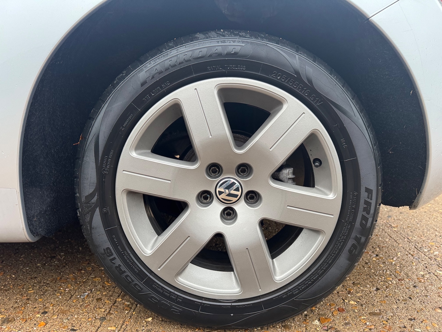 Used Volkswagen Beetle 2010 for sale - 77006506: Photo 44