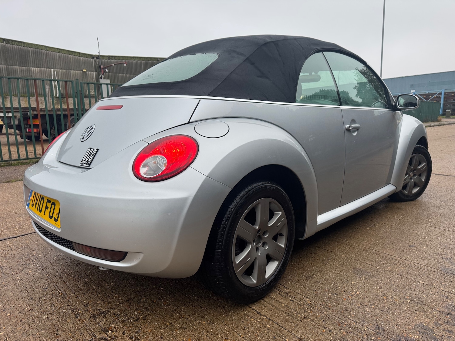 Used Volkswagen Beetle 2010 for sale - 77006506: Photo 5