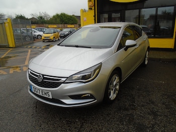 Used Vauxhall Astra 2017 for sale - 77462936: Photo