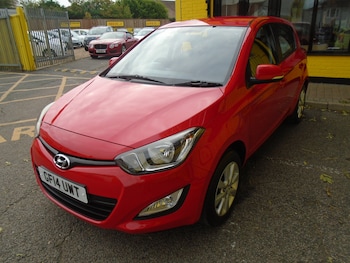 Used Hyundai i20 2014 for sale - 76305272: Photo