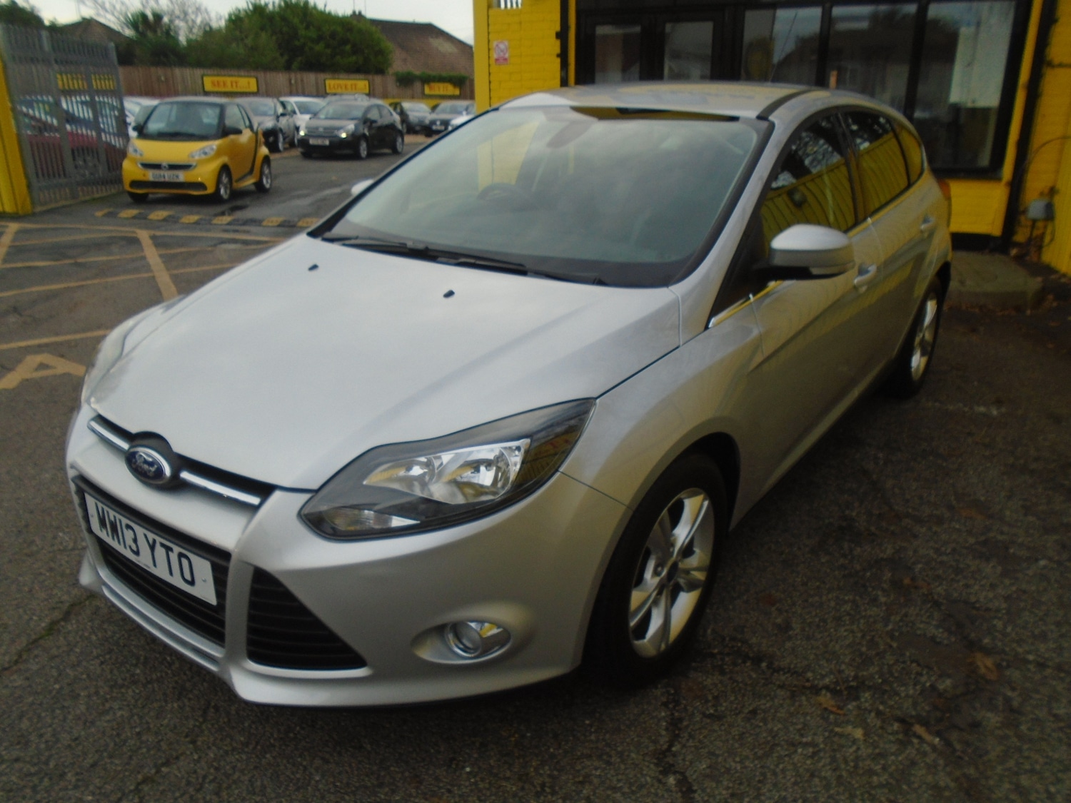 Used Ford Focus 2013 for sale - 76961914: Photo 2