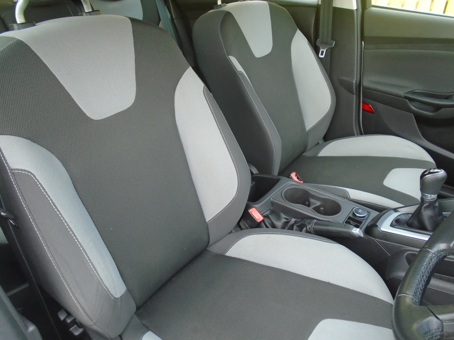 Used Ford Focus 2013 for sale - 76961914: Photo 9