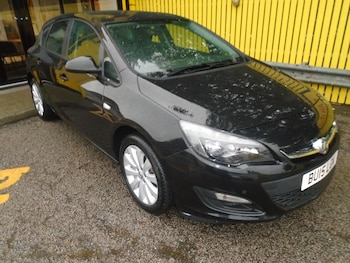 Vauxhall - Astra