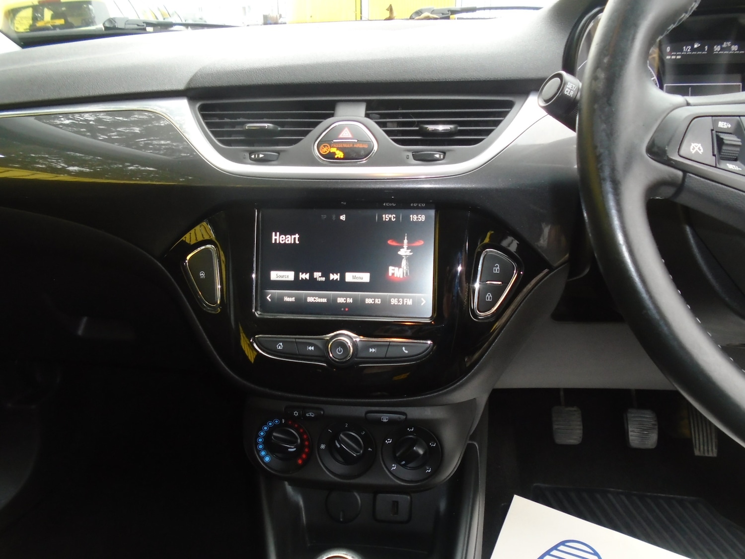 Used Vauxhall Corsa 2016 for sale - 76243555: Photo 7