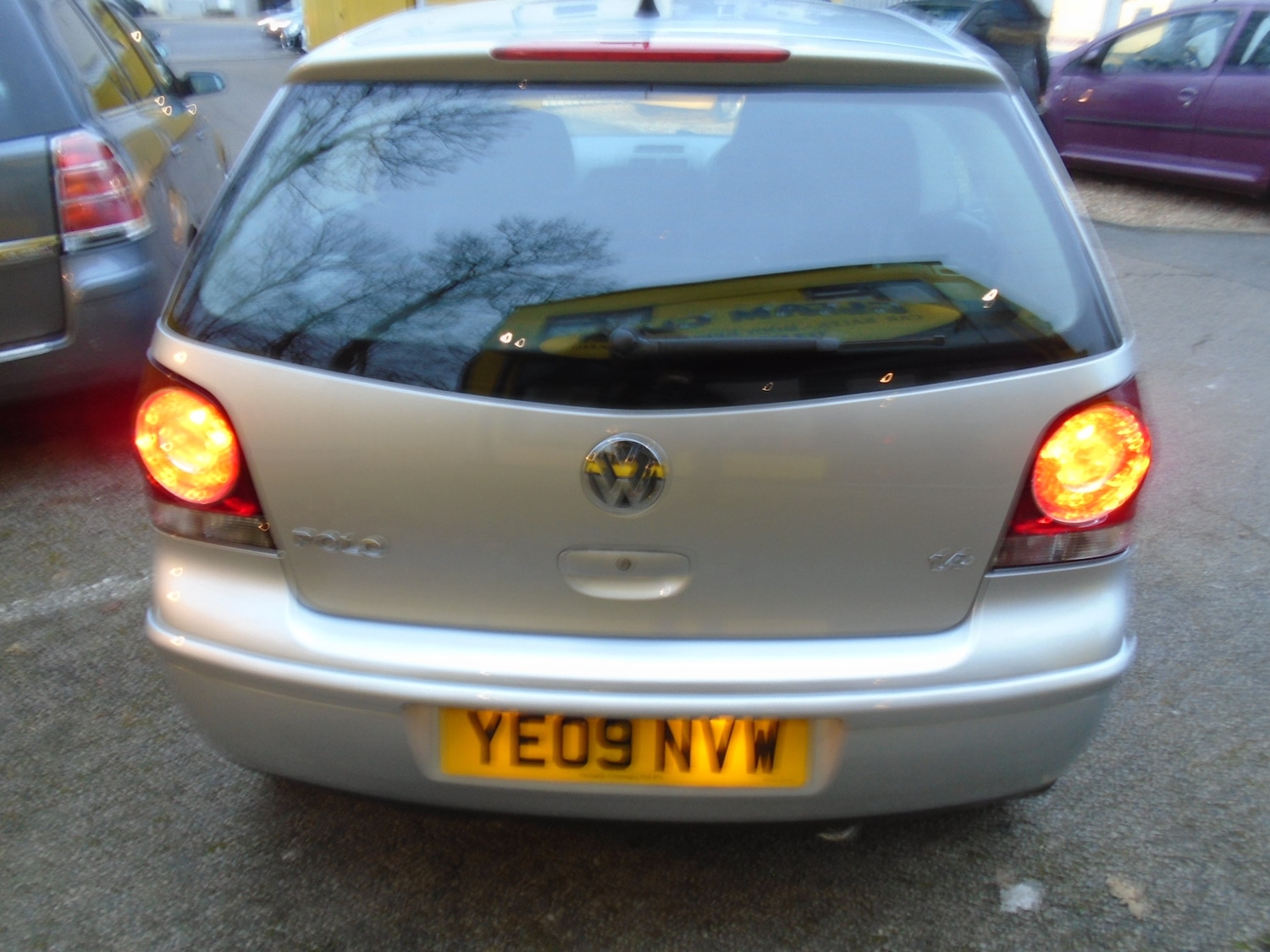 Used Volkswagen Polo 2009 for sale - 76569274: Photo 6