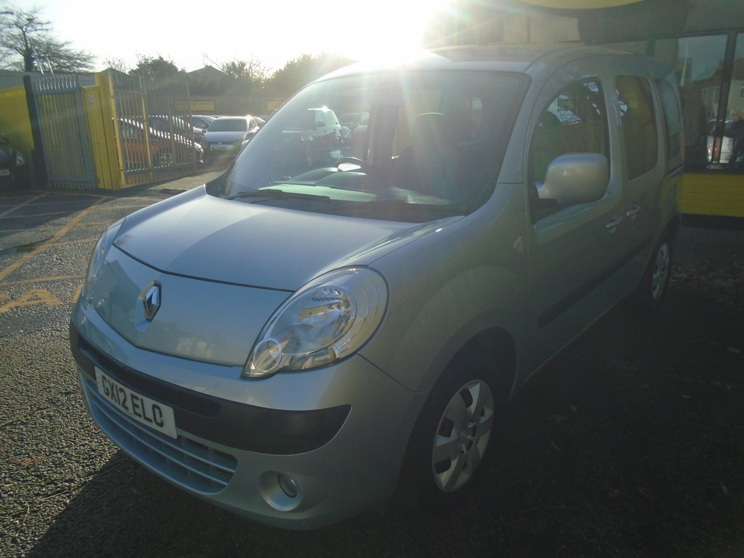 Used Renault Kangoo 2012 for sale - 76896377: Photo 2