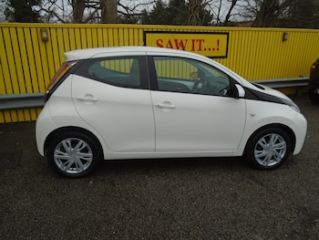 Used Toyota AYGO 2015 for sale - 77593234: Photo
