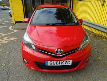 Used Toyota Yaris 2011 for sale - 76334585: Photo