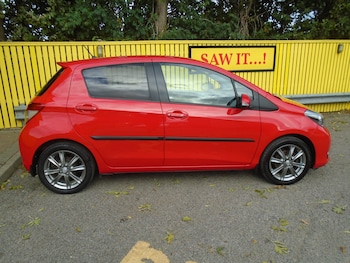 Used Toyota Yaris 2011 for sale - 76334585: Photo