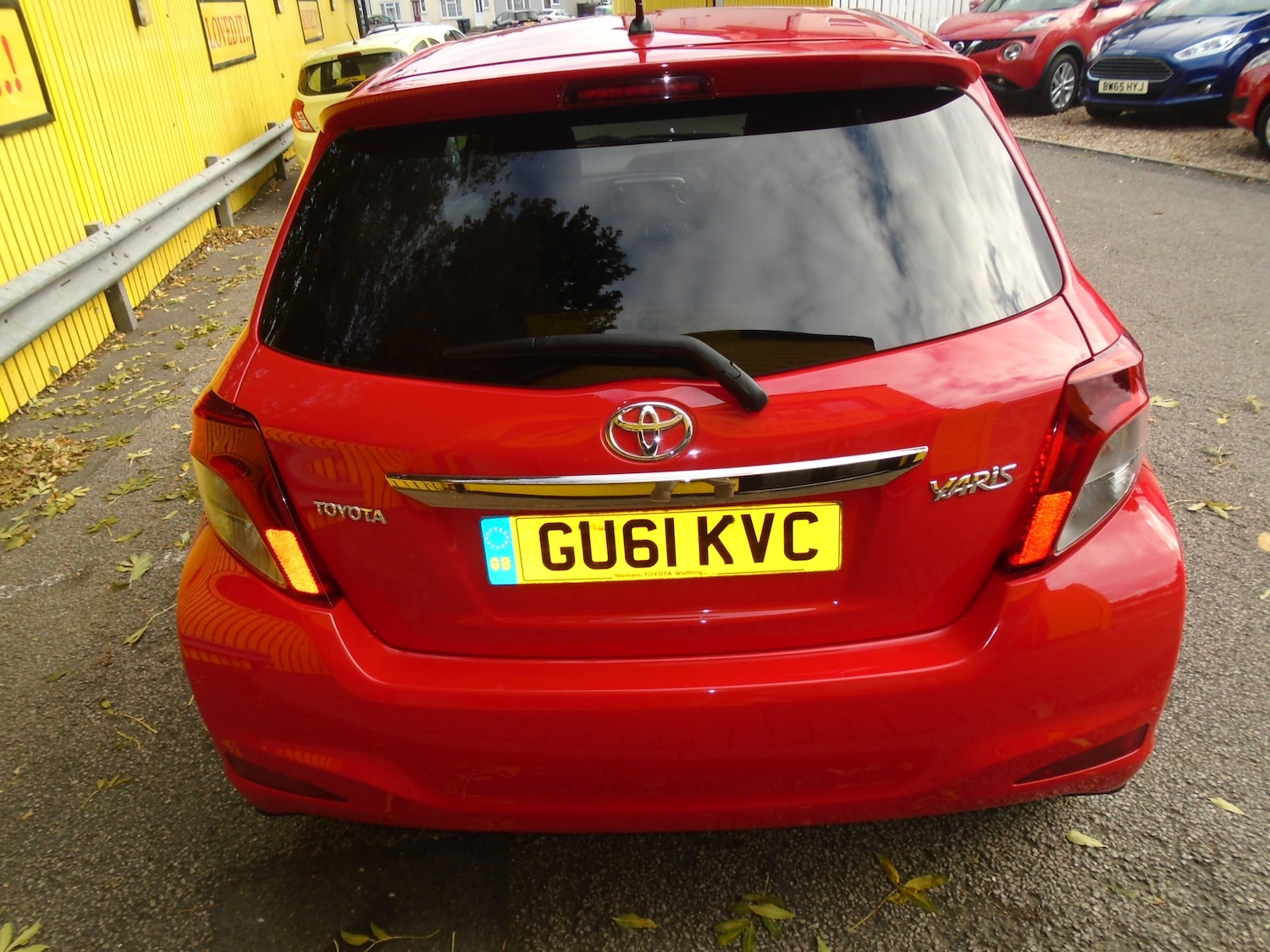Used Toyota Yaris 2011 for sale - 76334585: Photo 6