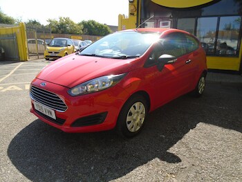 Used Ford Fiesta 2015 for sale - 78413051: Photo