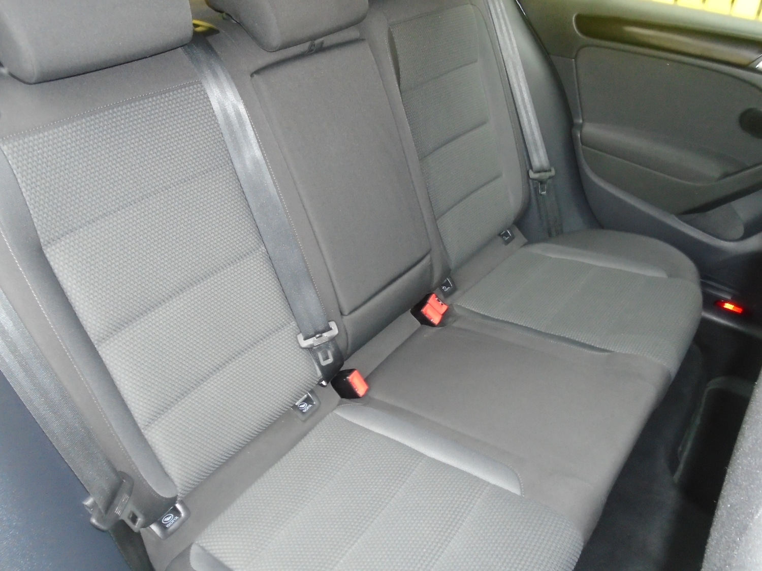 Used Volkswagen Golf 2012 for sale - 76505064: Photo 10