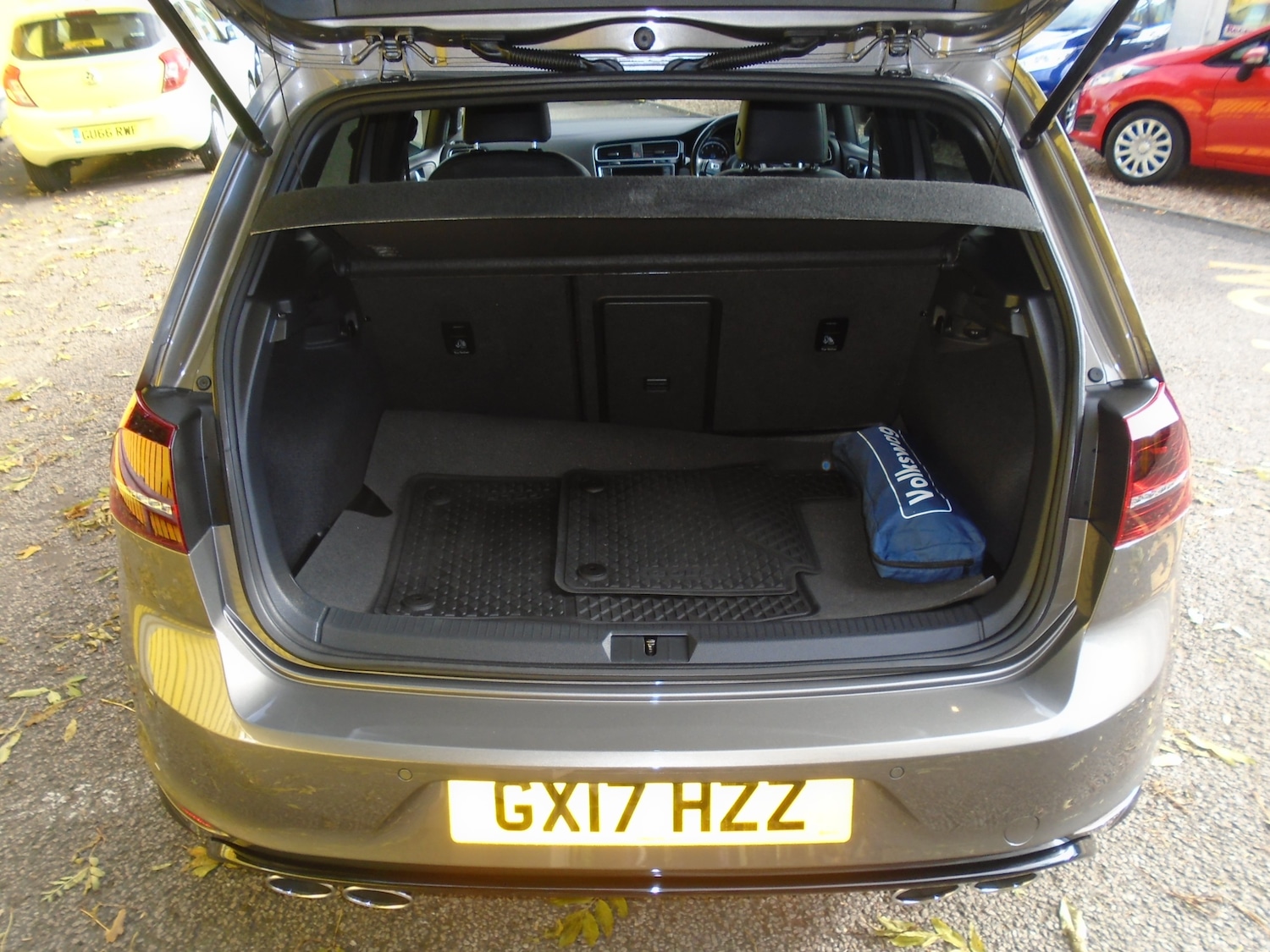 Used Volkswagen Golf 2017 for sale - 76334672: Photo 16