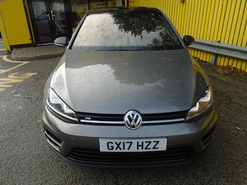 Used Volkswagen Golf 2017 for sale - 76334672: Photo