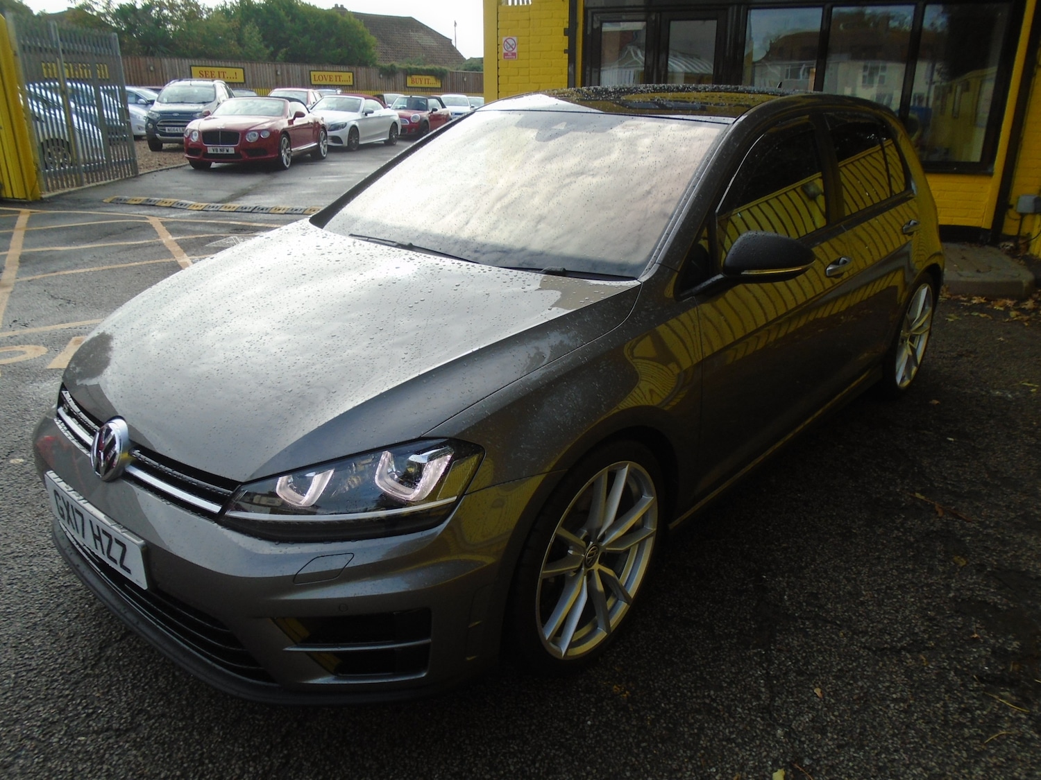 Used Volkswagen Golf 2017 for sale - 76334672: Photo 4