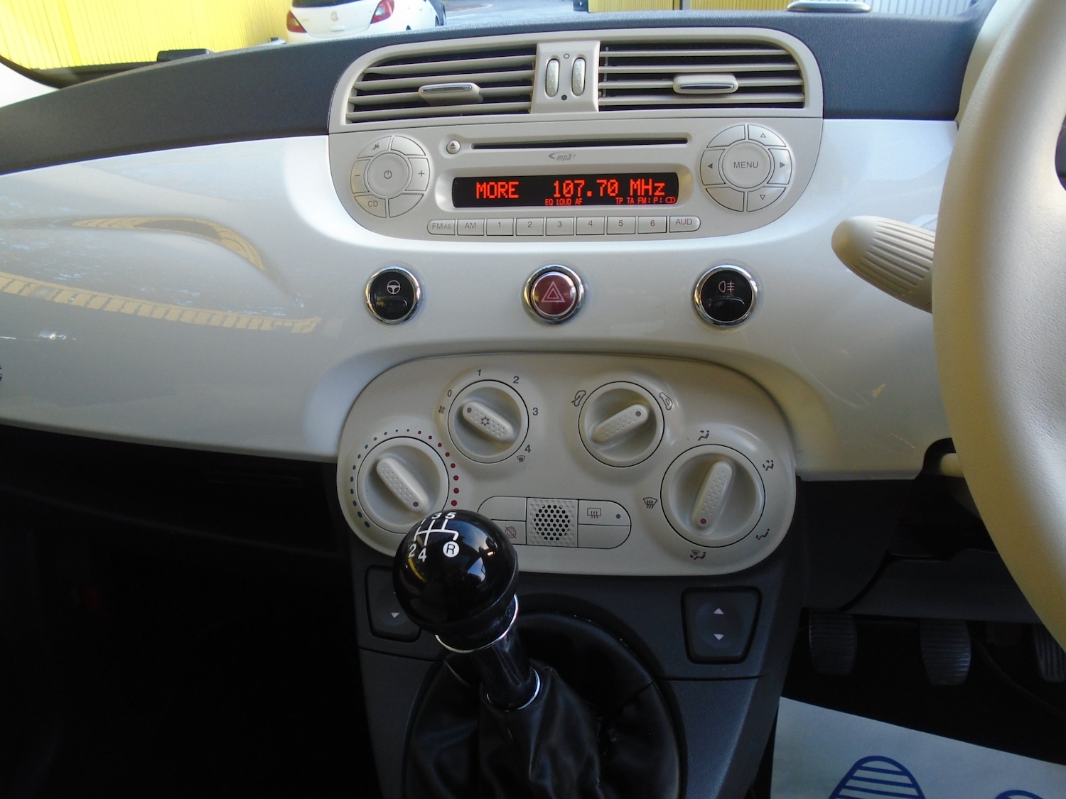 Used Fiat 500 2010 for sale - 76520129: Photo 7