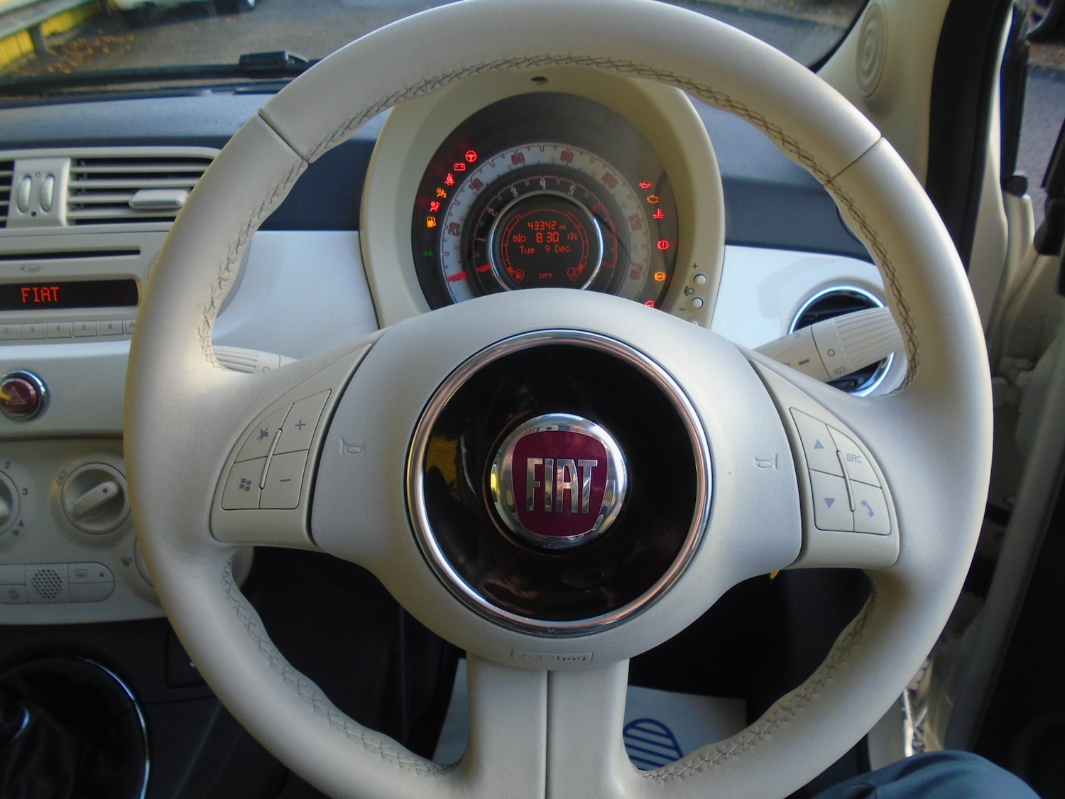 Used Fiat 500 2010 for sale - 76520129: Photo 8