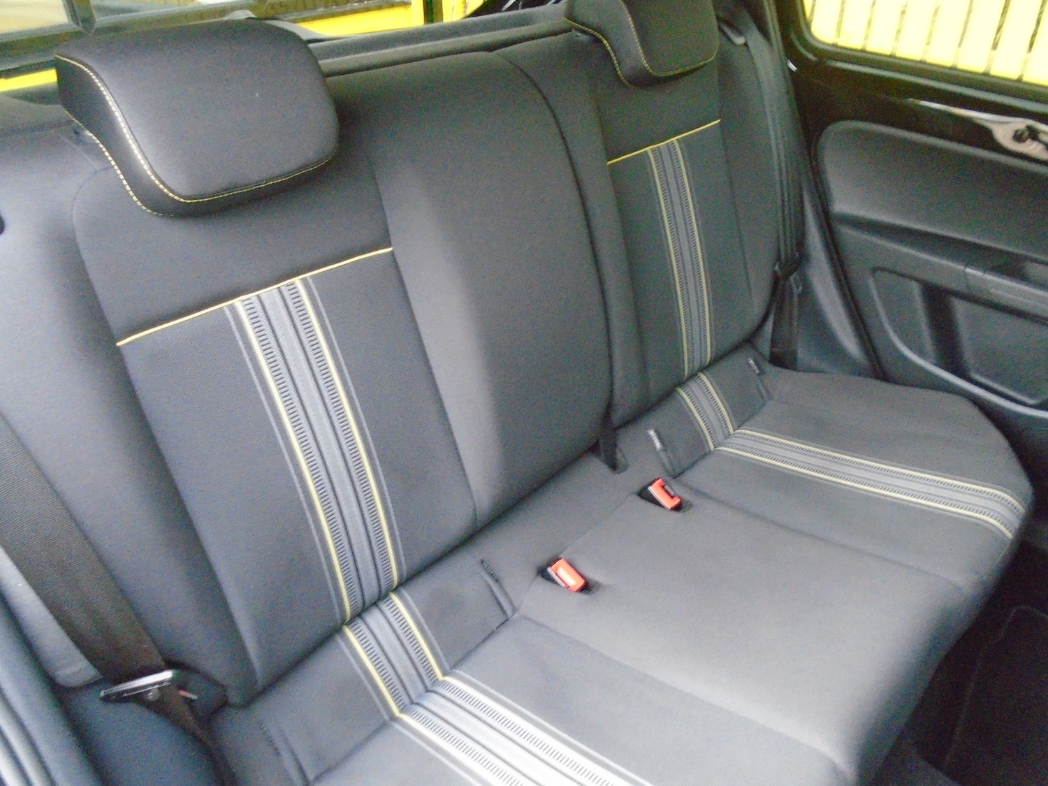 Used Volkswagen up! 2015 for sale - 77820077: Photo 11