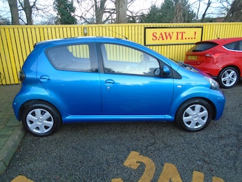 Used Toyota AYGO 2011 for sale - 77012000: Photo