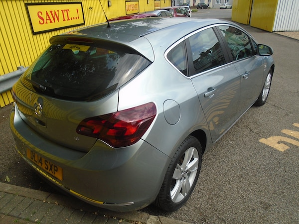 Used Vauxhall Astra 2014 for sale - 76149155: Photo 5