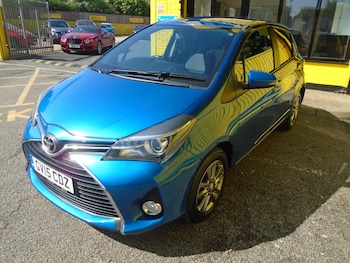 Used Toyota Yaris 2015 for sale - 79423628: Photo