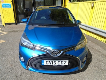 Used Toyota Yaris 2015 for sale - 79423628: Photo
