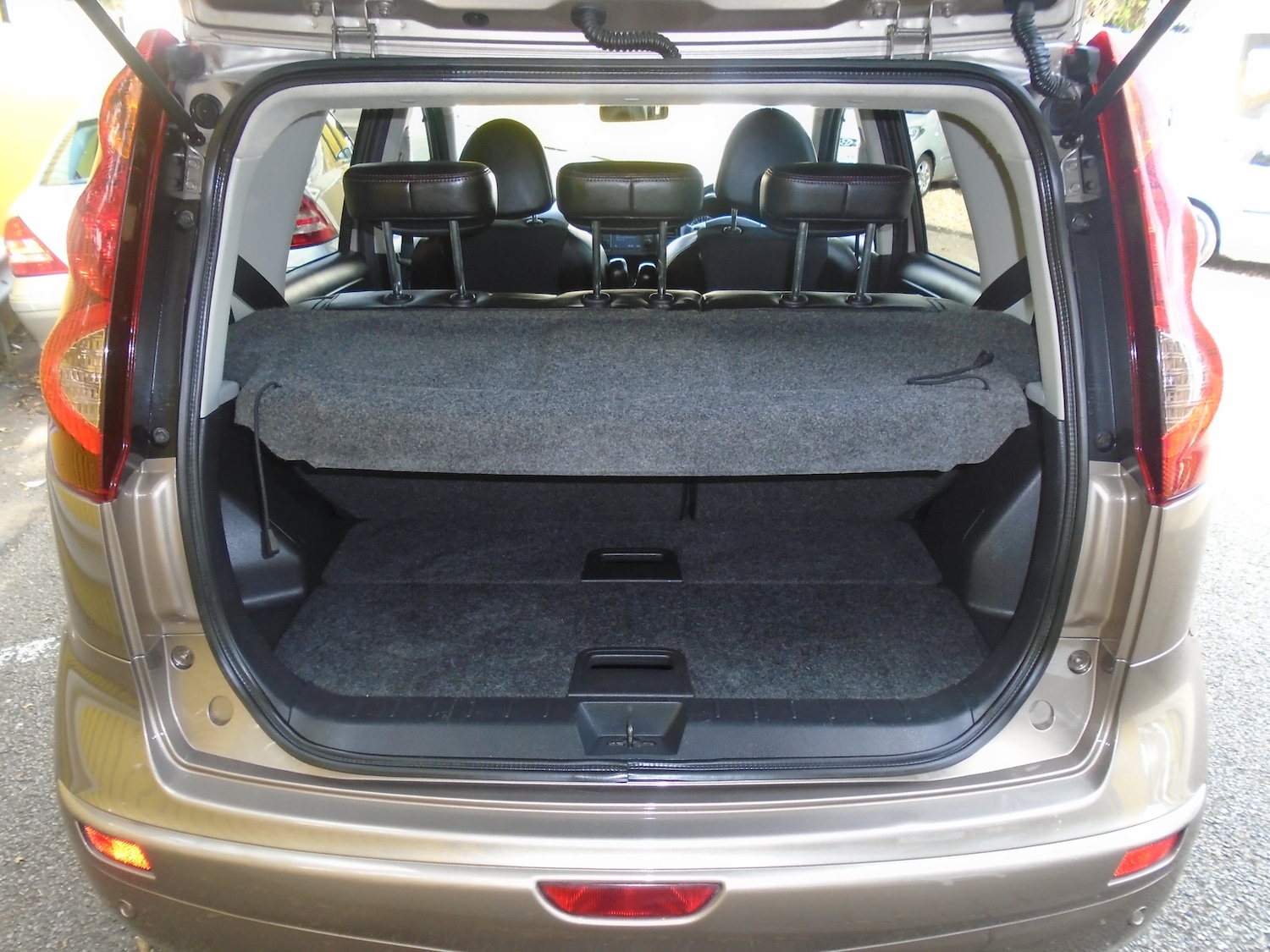 Used Nissan Note 2010 for sale - 78029079: Photo 11