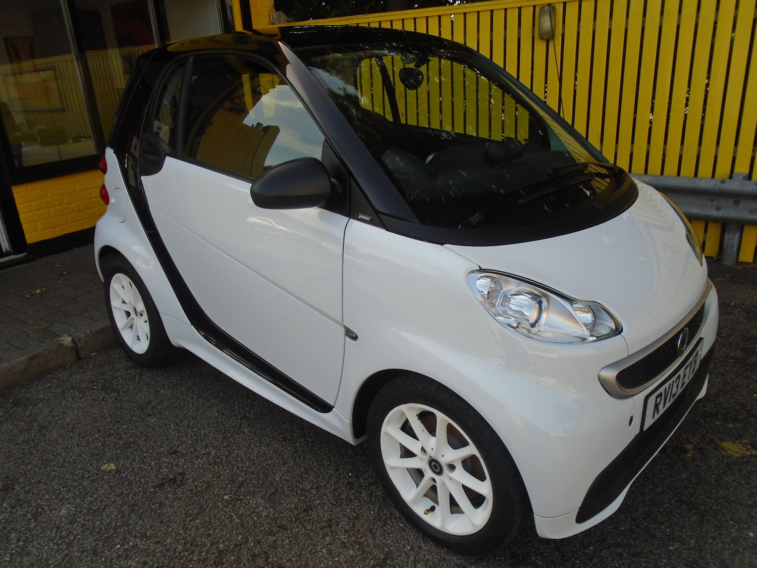 Vehicle 1