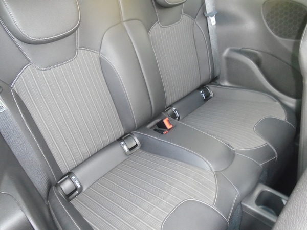 Used Vauxhall ADAM 2015 for sale - 74001385: Photo 10
