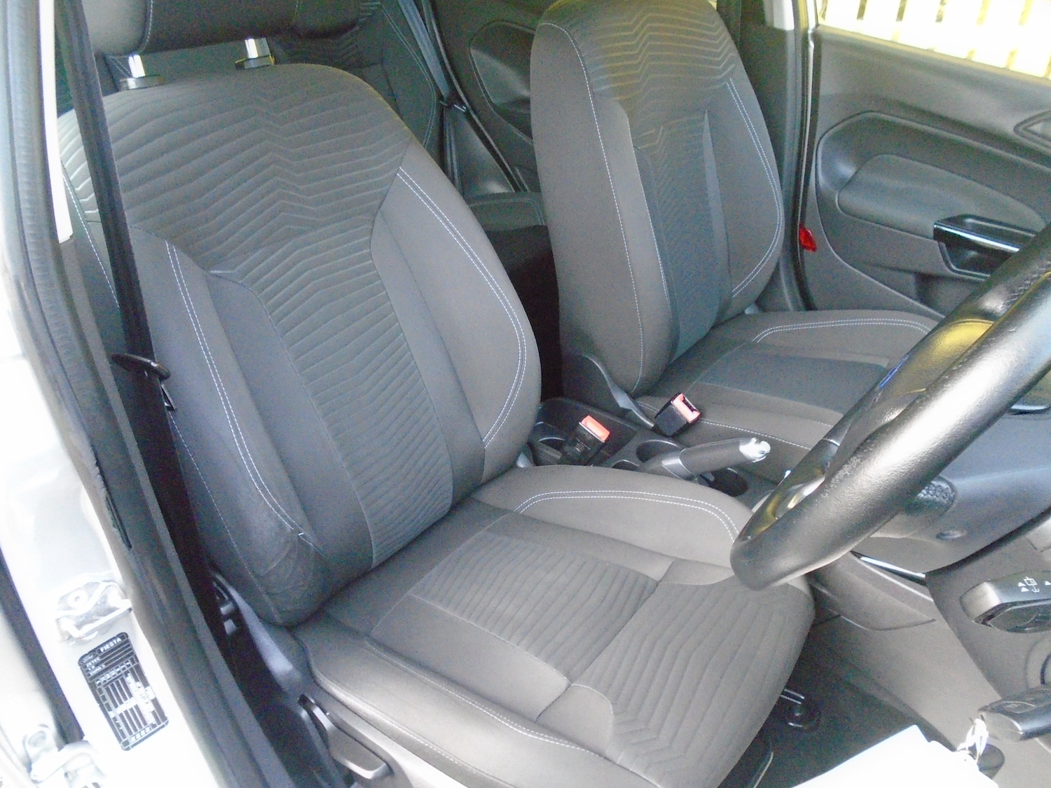 Used Ford Fiesta 2013 for sale - 76357794: Photo 9