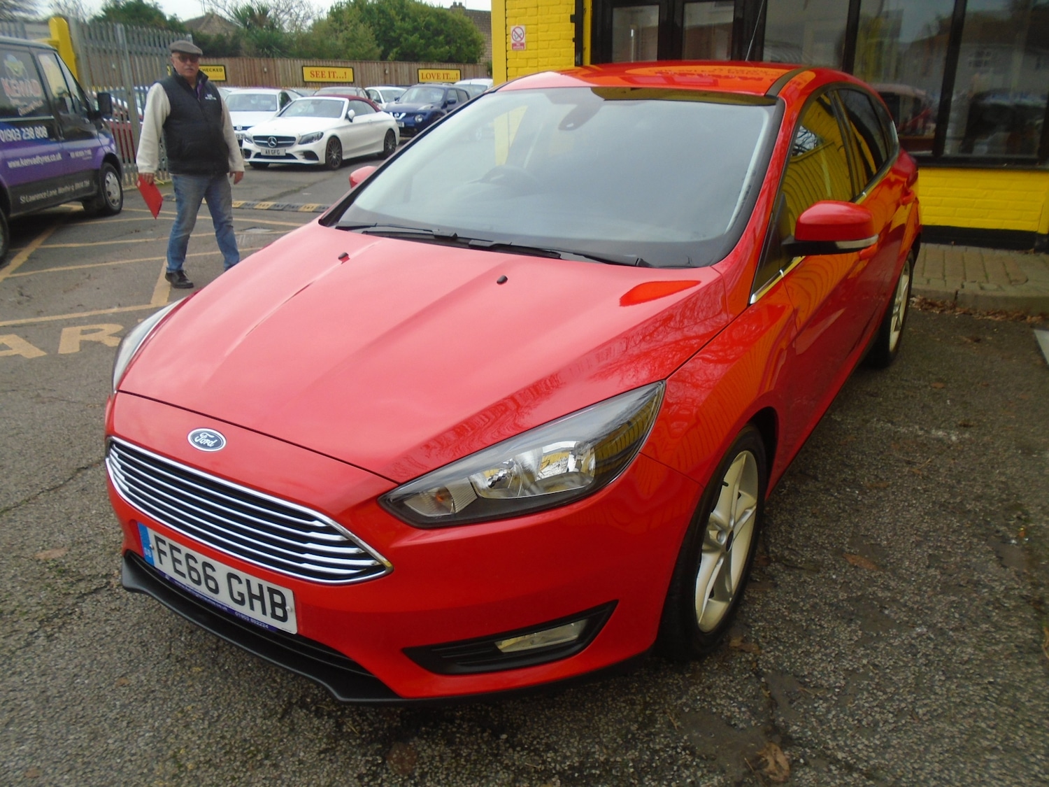 Used Ford Focus 2016 for sale - 76949792: Photo 2