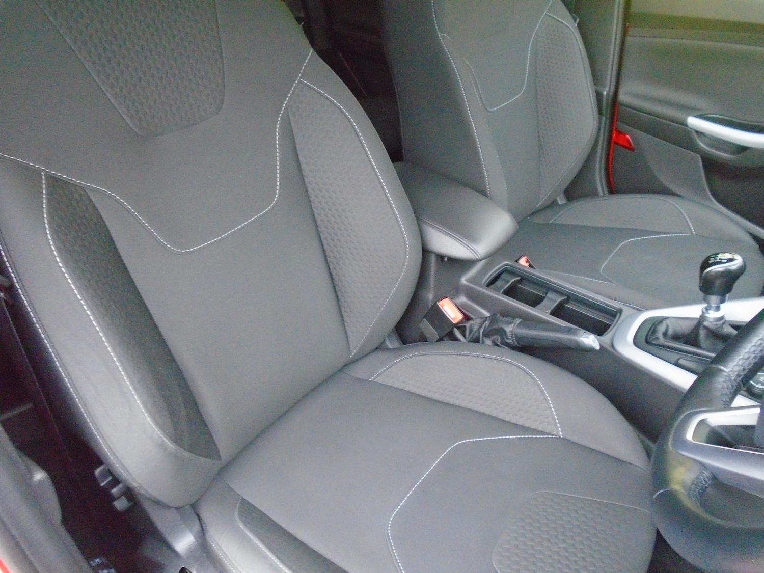 Used Ford Focus 2016 for sale - 76949792: Photo 9