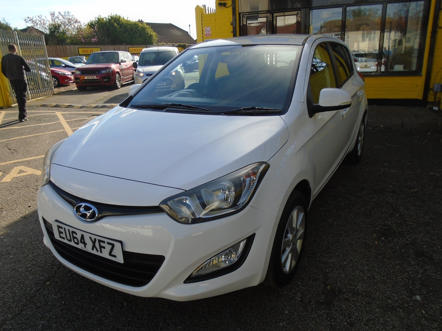 Used Hyundai i20 2014 for sale - 78029117: Photo 2
