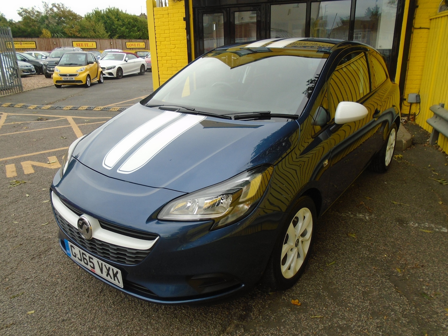 Used Vauxhall Corsa 2015 for sale - 76273784: Photo 2