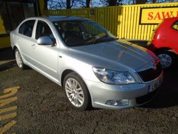2011 (11) - 1.8 TSI Laurin + Klement 5dr DSG