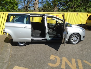 Used Ford Grand C-Max 2016 for sale - 78413052: Photo