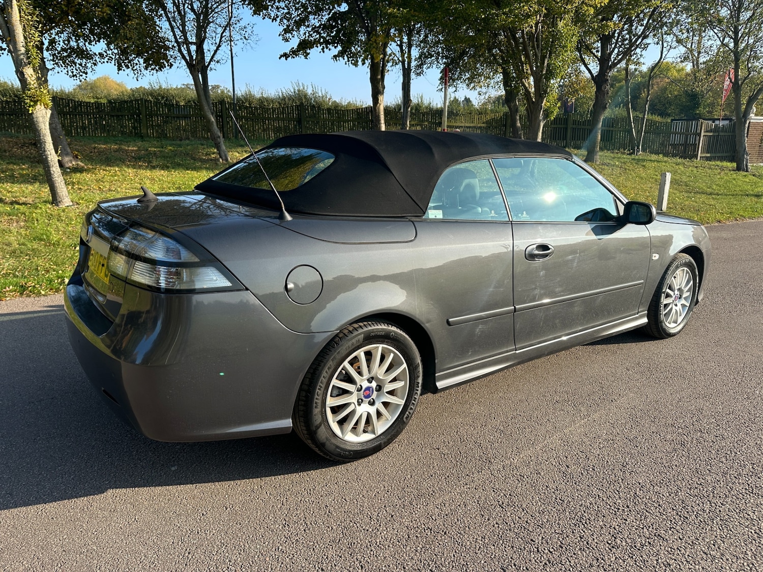 Used Saab 9-3 2010 for sale - 76244740: Photo 7