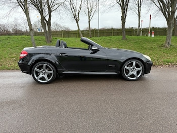 Used Mercedes-Benz SLK 2005 for sale - 74704622: Photo