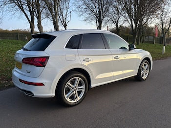 Used Audi Q5 2019 for sale - 74164308: Photo