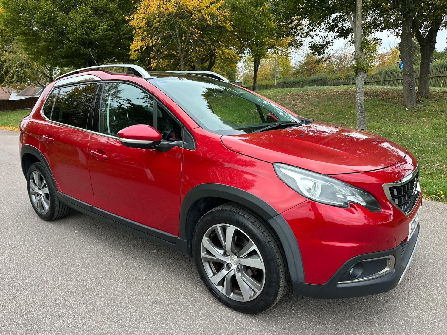 Used Peugeot 2008 2017 for sale - 76198570: Photo 1