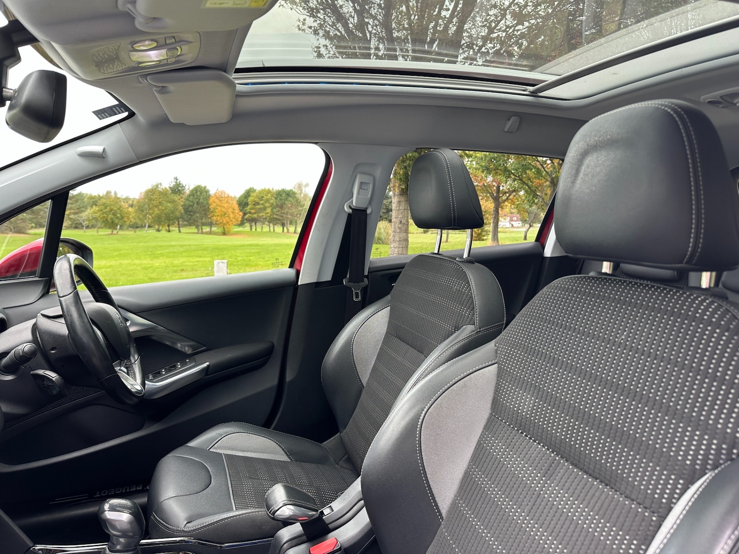 Used Peugeot 2008 2017 for sale - 76198570: Photo 18