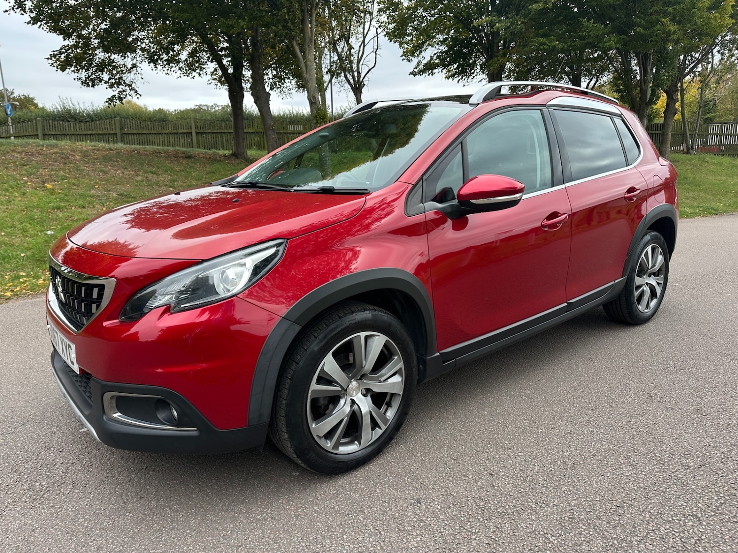 Used Peugeot 2008 2017 for sale - 76198570: Photo 9
