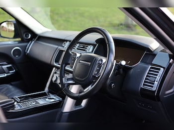 2017 (67) - 4.4 SDV8 Autobiography 4dr Auto