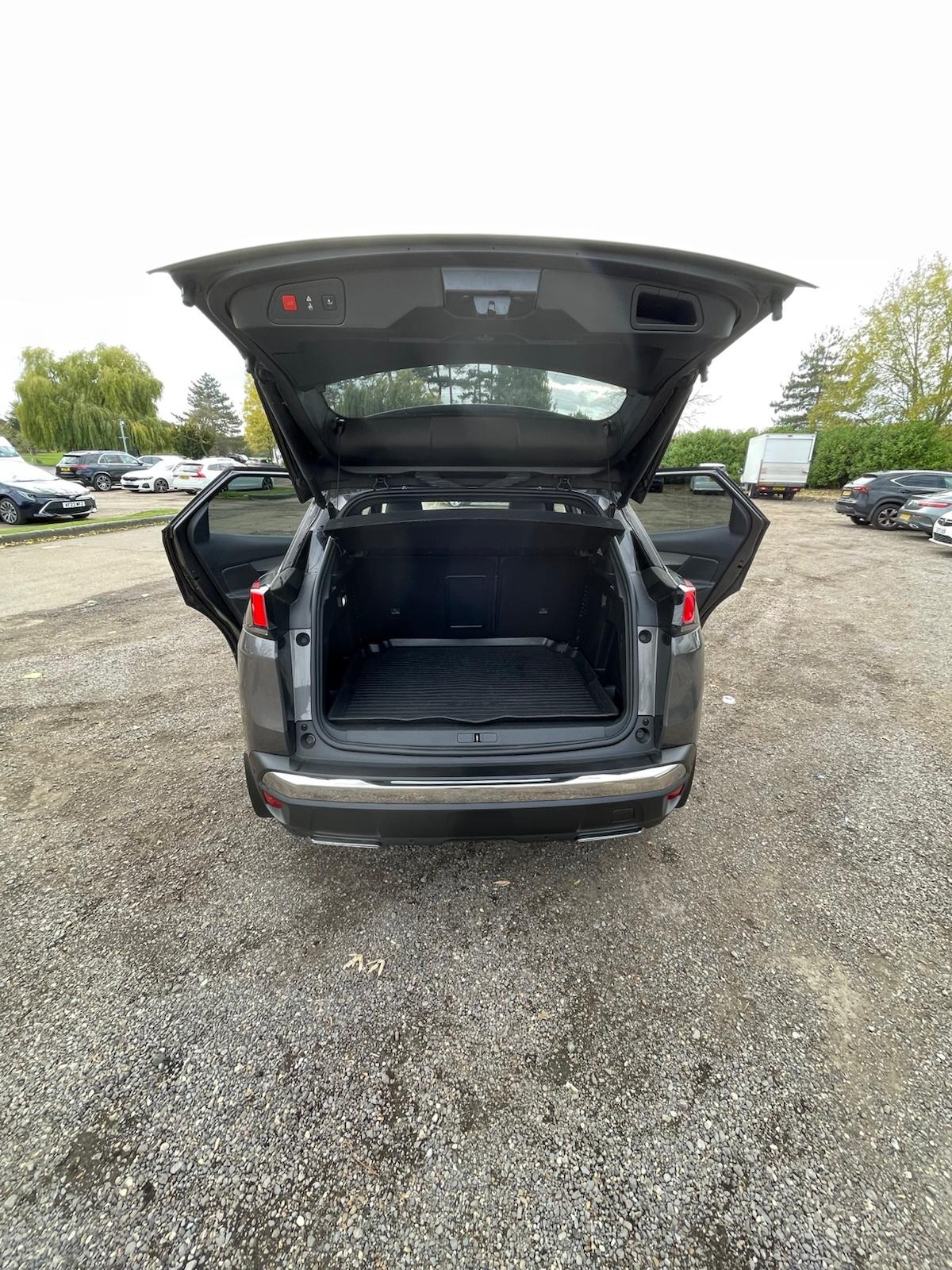 Used Peugeot 3008 2018 for sale - 76508552: Photo 5