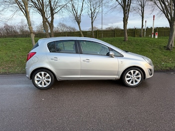 Used Vauxhall Corsa 2014 for sale - 77234644: Photo