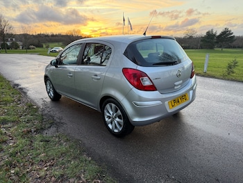 Used Vauxhall Corsa 2014 for sale - 77234644: Photo