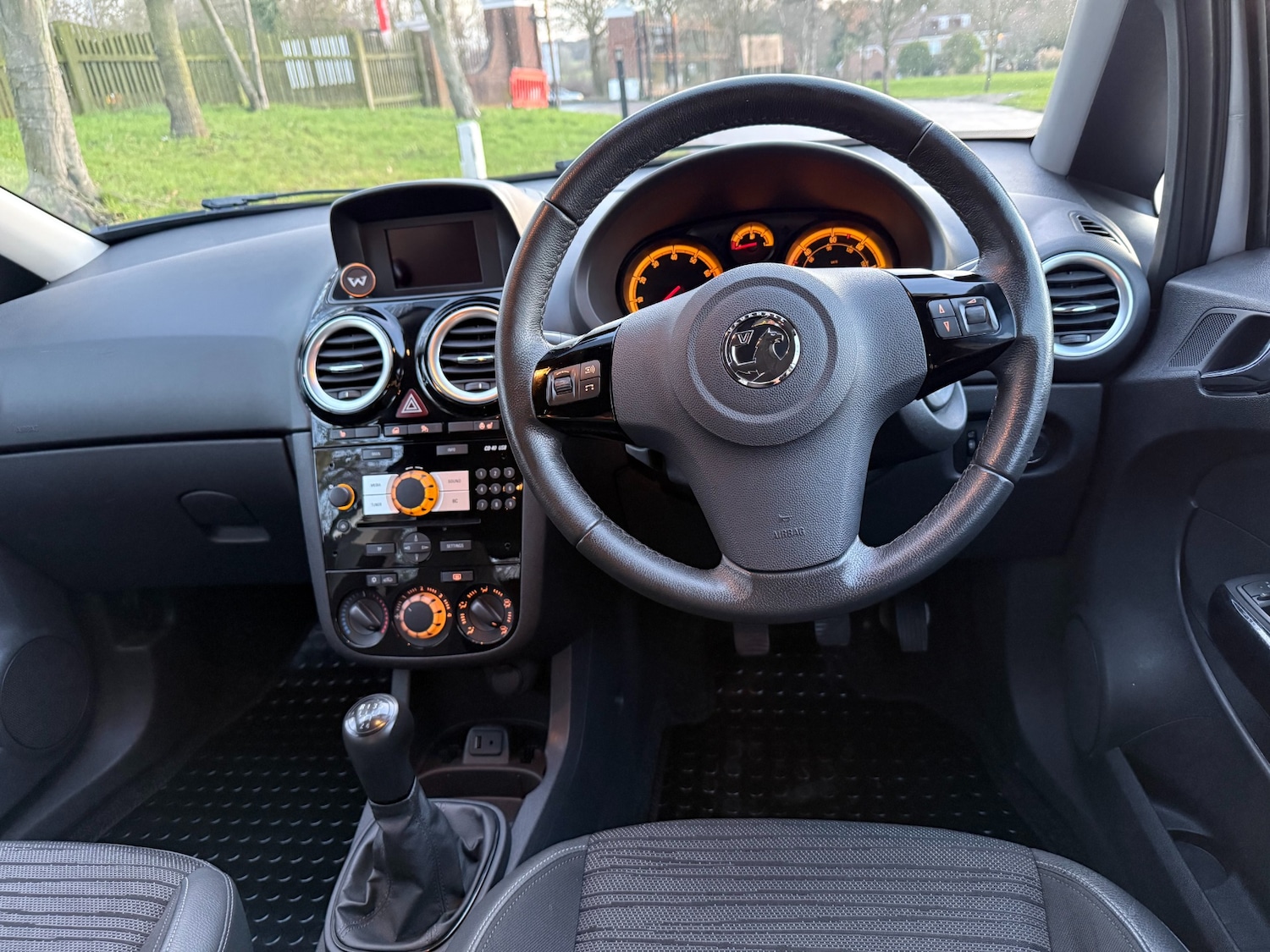 Used Vauxhall Corsa 2014 for sale - 77234644: Photo 7