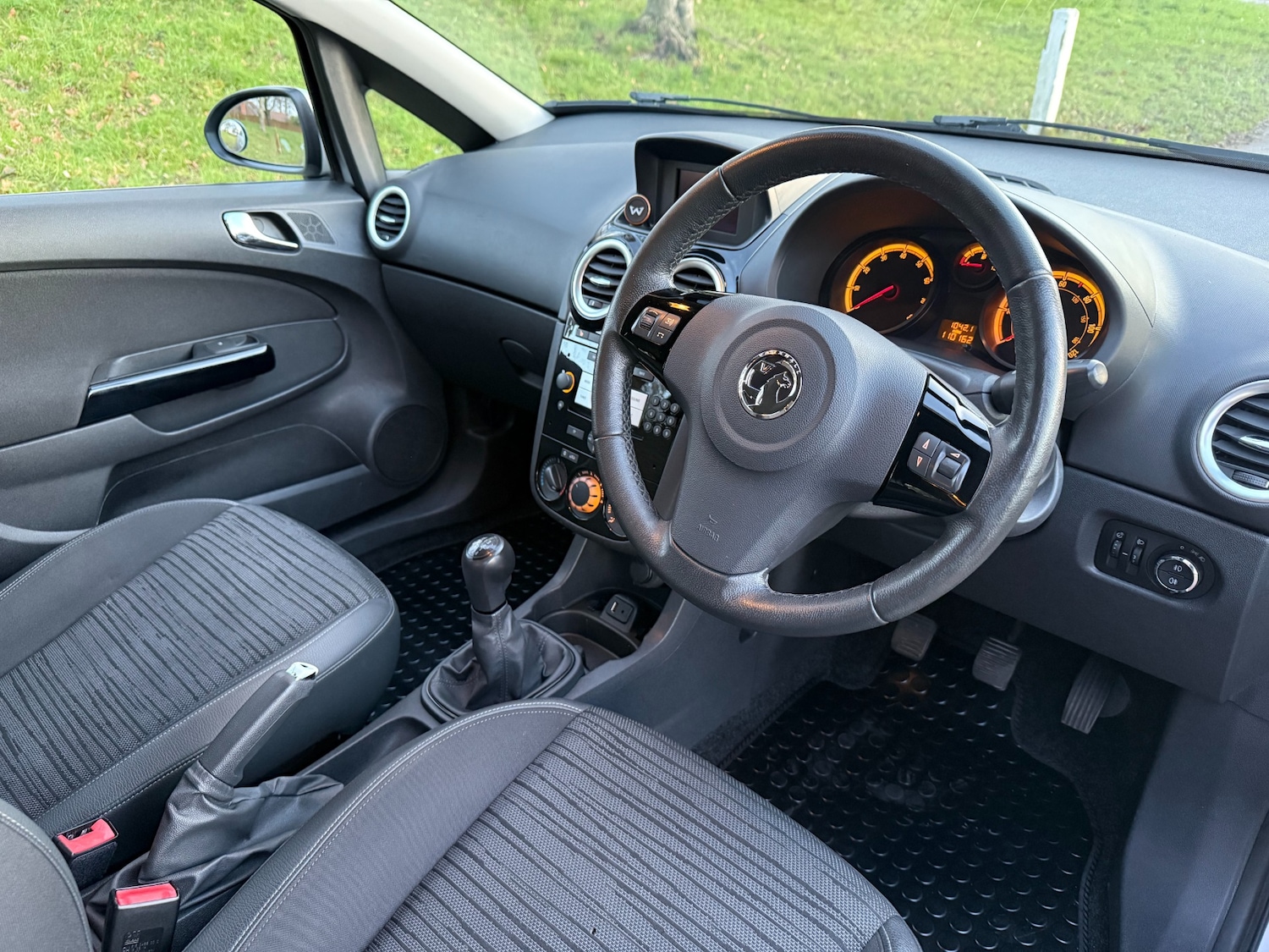 Used Vauxhall Corsa 2014 for sale - 77234644: Photo 8